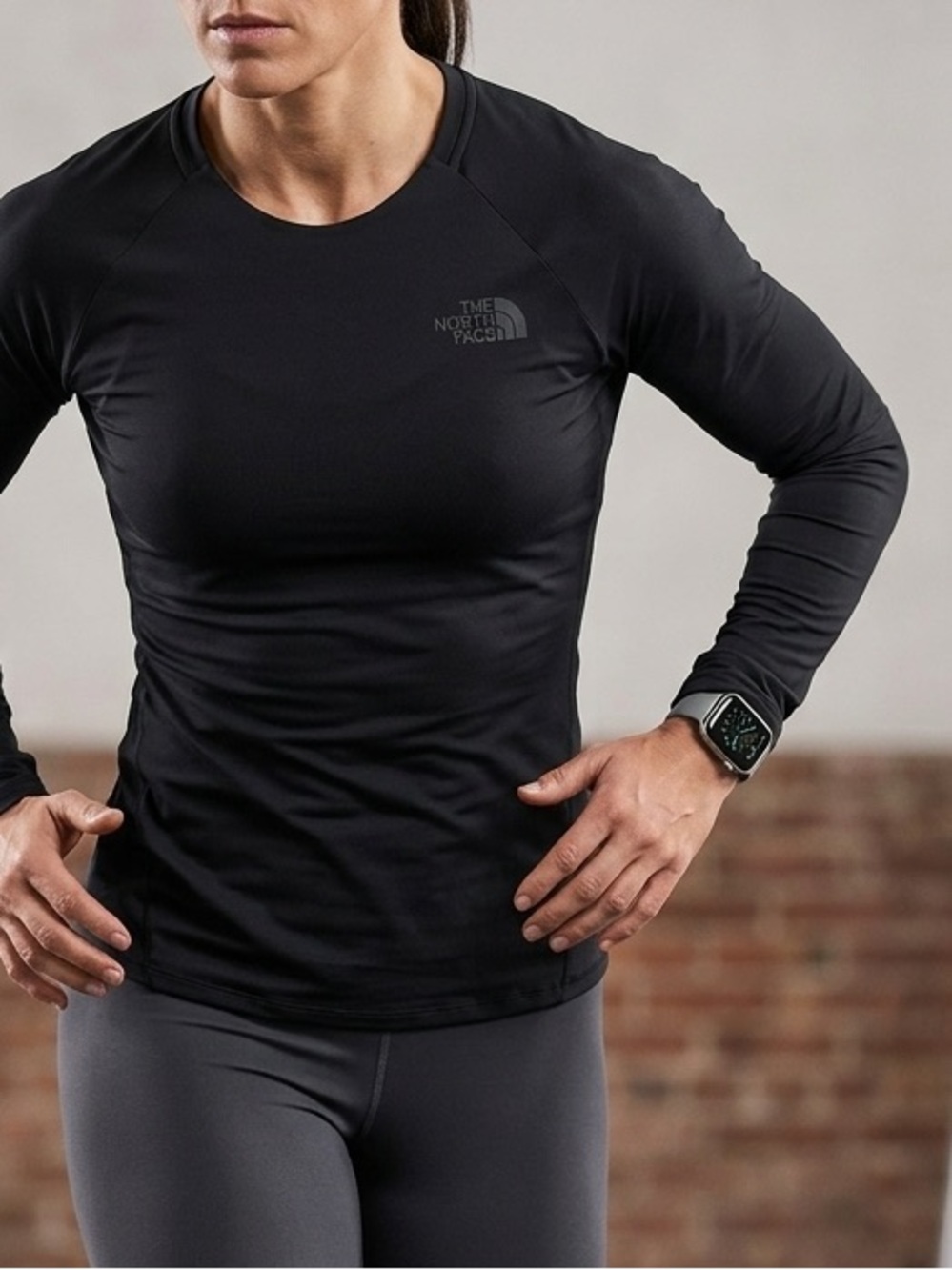 The North Face Women's Large Black Long-Sleeve Shirt